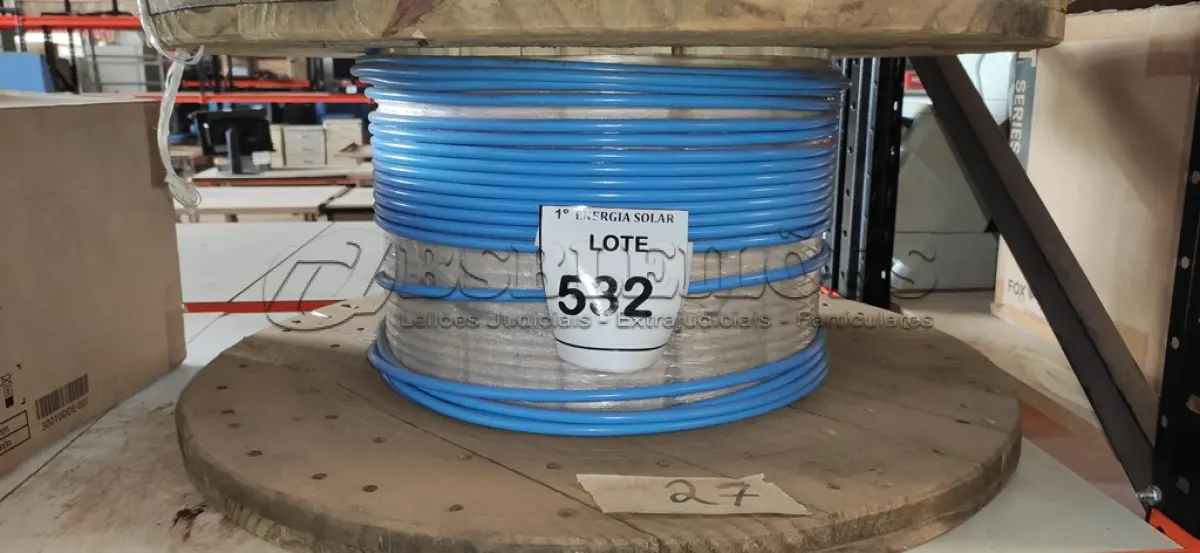 LOTE 532 - 58M DE CABO DE COBRE AZUL 10MM. (NO ESTADO) ATENÇÃO! FAZER A VISITAÇÃO ANTES DE ARREMATAR, NÃO SABEMOS SE FUNCIONA, LEILÃO NÃO TEM GARANTIA E NEM DEVOLUÇÃO, SUJEITO A POSSÍVEIS AVARIAS VISÍVEIS/OCULTAS