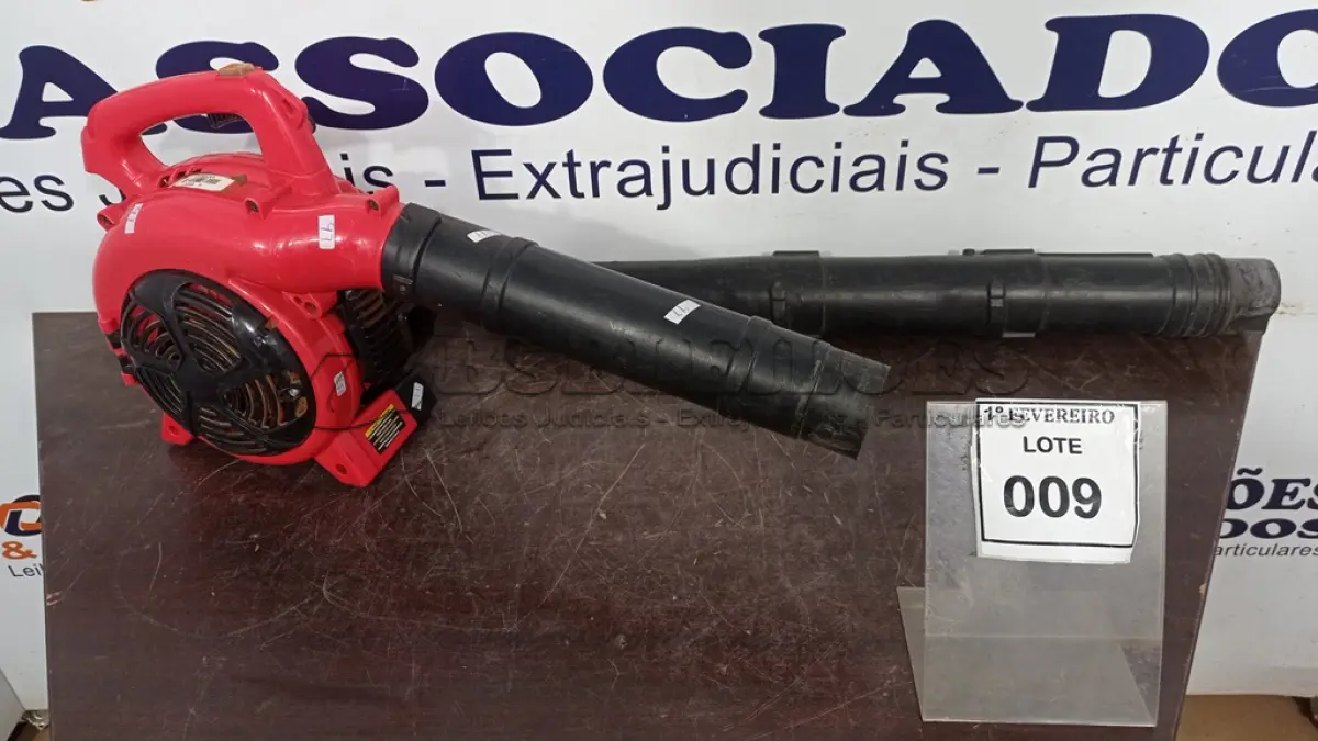 LOTE 009 - 01 SOPRADOR DE AR MARCA TOYAMA. (NO ESTADO) ATENÇÃO! FAZER A VISITAÇÃO ANTES DE ARREMATAR, NÃO SABEMOS SE FUNCIONA, LEILÃO NÃO TEM GARANTIA E NEM DEVOLUÇÃO, SUJEITO A POSSÍVEIS AVARIAS VISÍVEIS/OCULTAS E/OU AUSÊNCIA DE COMPONENTES.