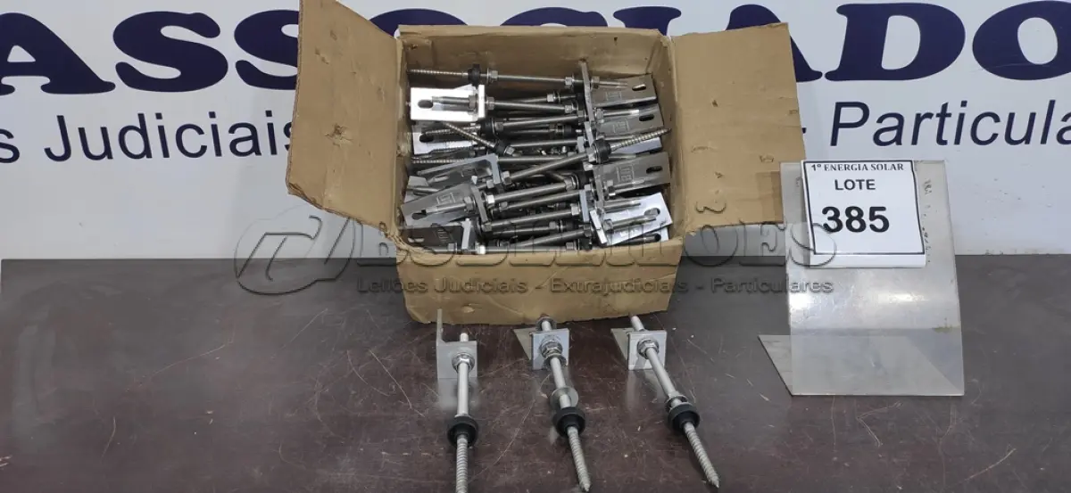 LOTE 385 - 01 CAIXA COM PARAFUSOS DE FIXAÇÃO METÁLICO M10 X 250MM AÇO INOX.  (NO ESTADO) ATENÇÃO! FAZER A VISITAÇÃO ANTES DE ARREMATAR, NÃO SABEMOS SE FUNCIONA, LEILÃO NÃO TEM GARANTIA E NEM DEVOLUÇÃO, SUJEITO A POSSÍVEIS AVARIAS VISÍVEIS/OCULTAS E/OU