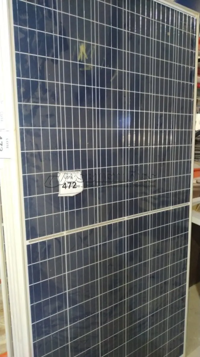 LOTE 472 - 01 MÓDULO SOLAR 385 WATTS. (NO ESTADO) ATENÇÃO! FAZER A VISITAÇÃO ANTES DE ARREMATAR, NÃO SABEMOS SE FUNCIONA, LEILÃO NÃO TEM GARANTIA E NEM DEVOLUÇÃO, SUJEITO A POSSÍVEIS AVARIAS VISÍVEIS/OCULTAS