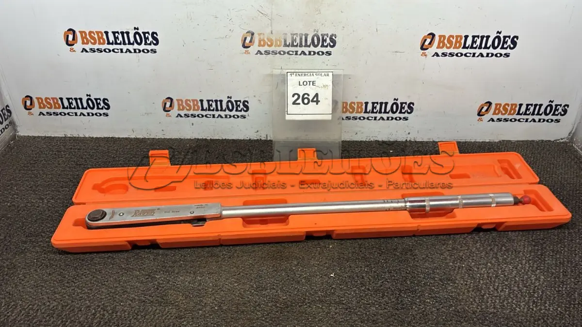 LOTE 264 - 01 TORQUIMETRO DE ESTALO DE 7 A 35KG. (NO ESTADO) ATENÇÃO! FAZER A VISITAÇÃO ANTES DE ARREMATAR, NÃO SABEMOS SE FUNCIONA, LEILÃO NÃO TEM GARANTIA E NEM DEVOLUÇÃO, SUJEITO A POSSÍVEIS AVARIAS VISÍVEIS/OCULTAS E/OU AUSÊNCIA DE COMPONENTES.