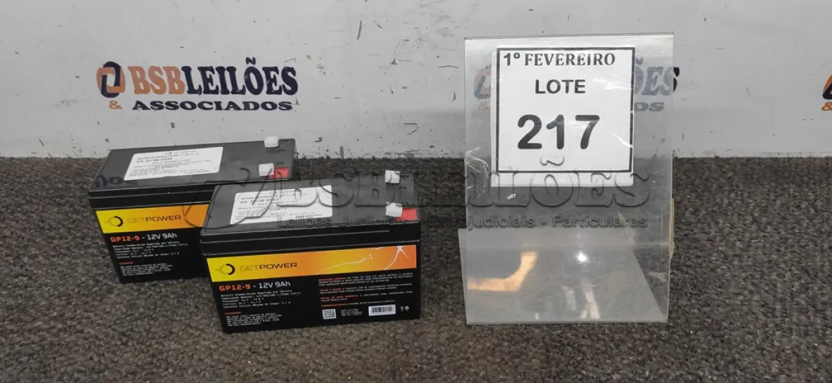 LOTE 217 - 02 BATERIAS DE NOBREAK MODELO GP12-9 12V 9AH MARCA GETPOWER. (NO ESTADO) ATENÇÃO! FAZER A VISITAÇÃO ANTES DE ARREMATAR, NÃO SABEMOS SE FUNCIONA, LEILÃO NÃO TEM GARANTIA E NEM DEVOLUÇÃO, SUJEITO A POSSÍVEIS AVARIAS VISÍVEIS/OCULTAS E/OU AUSÊNCIA DE COMPONENTES.