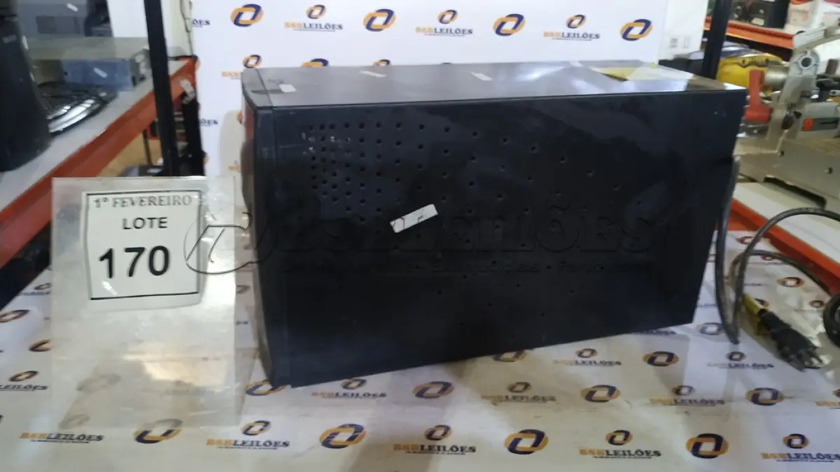 LOTE 170 - 01 NOBREAK MARCA SAFE SERVER 2KVA. (NO ESTADO) ATENÇÃO! FAZER A VISITAÇÃO ANTES DE ARREMATAR, NÃO SABEMOS SE FUNCIONA, LEILÃO NÃO TEM GARANTIA E NEM DEVOLUÇÃO, SUJEITO A POSSÍVEIS AVARIAS VISÍVEIS/OCULTAS E/OU AUSÊNCIA DE COMPONENTES.