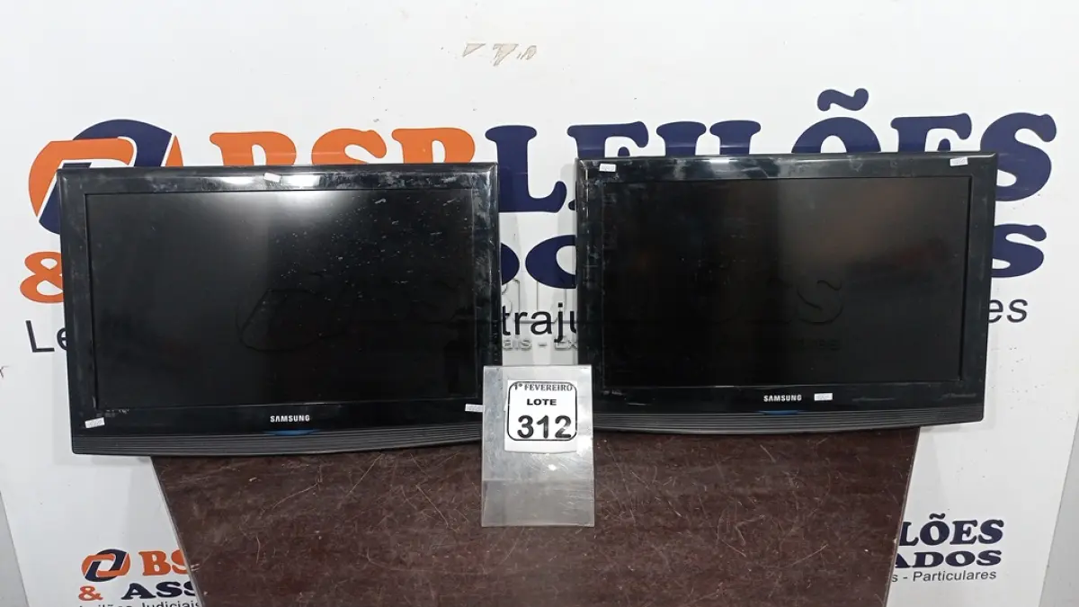 LOTE 312 - 02 TVS LCD 26’’ MARCA SAMSUNG. (NO ESTADO) ATENÇÃO! FAZER A VISITAÇÃO ANTES DE ARREMATAR, NÃO SABEMOS SE FUNCIONA, LEILÃO NÃO TEM GARANTIA E NEM DEVOLUÇÃO, SUJEITO A POSSÍVEIS AVARIAS VISÍVEIS/OCULTAS E/OU AUSÊNCIA DE COMPONENTES.