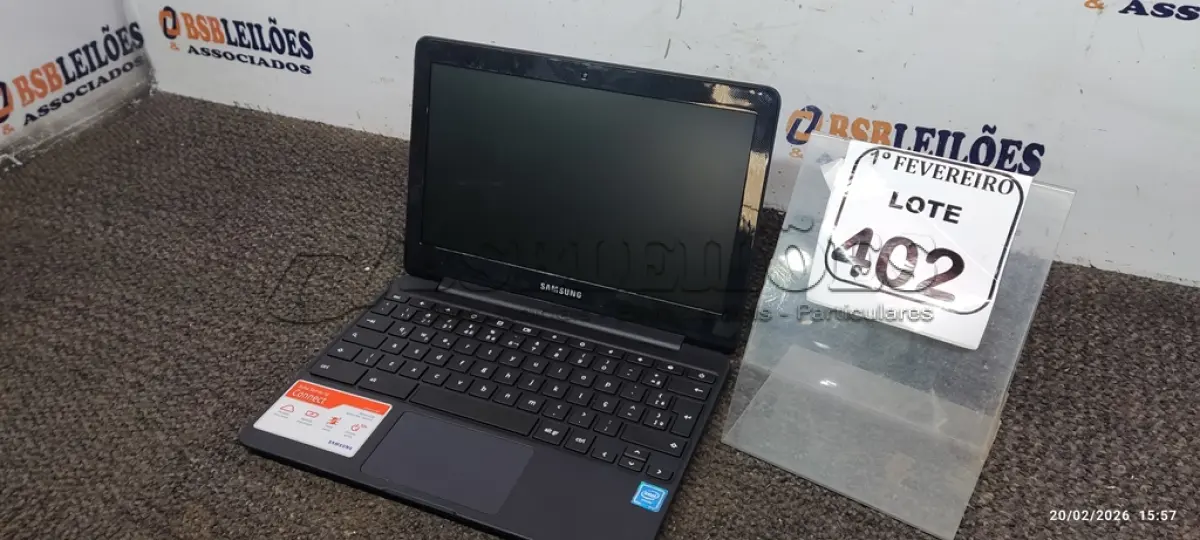 LOTE 402 - 01 NOTEBOOK 16GB MEMÓRIA 2GB LINHA CONNECT MARCA SAMSUNG SEM FONTE. (NO ESTADO) ATENÇÃO! FAZER A VISITAÇÃO ANTES DE ARREMATAR, NÃO SABEMOS SE FUNCIONA, LEILÃO NÃO TEM GARANTIA E NEM DEVOLUÇÃO, SUJEITO A POSSÍVEIS AVARIAS VISÍVEIS/OCULTAS E/OU AUSÊNCIA DE COMPONENTES.
