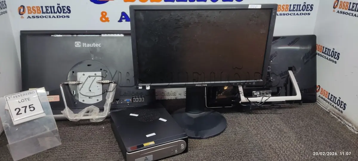 LOTE 275 - 01 ALL IN ONE MARCA ITAUTEC, 01 ALL IN ONE, 01 MONITOR MARCA POSITIVO E 01 MINI CPU. (NO ESTADO) ATENÇÃO! FAZER A VISITAÇÃO ANTES DE ARREMATAR, NÃO SABEMOS SE FUNCIONA, LEILÃO NÃO TEM GARANTIA E NEM DEVOLUÇÃO, SUJEITO A POSSÍVEIS AVARIAS VISÍVEIS/OCULTAS E/OU AUSÊNCIA DE COMPONENTES.