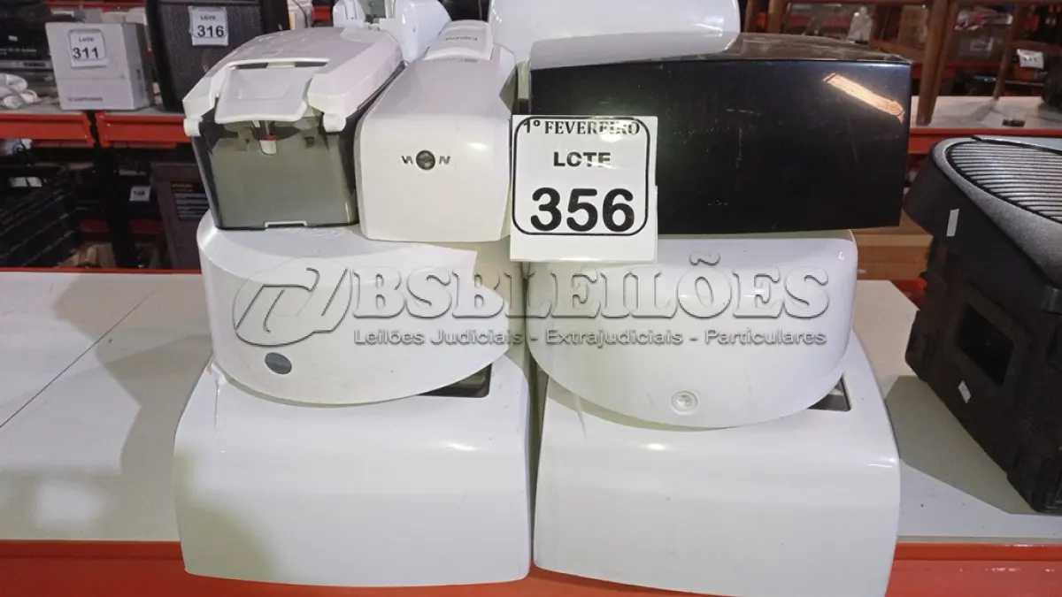 LOTE 356 - 13 DISPENSES. (NO ESTADO) ATENÇÃO! FAZER A VISITAÇÃO ANTES DE ARREMATAR, NÃO SABEMOS SE FUNCIONA, LEILÃO NÃO TEM GARANTIA E NEM DEVOLUÇÃO, SUJEITO A POSSÍVEIS AVARIAS VISÍVEIS/OCULTAS E/OU AUSÊNCIA DE COMPONENTES.