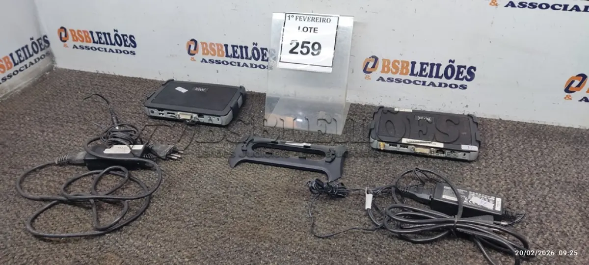 LOTE 259 - 02 WYSE THIN CLIENTE COM FONTES. (NO ESTADO) ATENÇÃO! FAZER A VISITAÇÃO ANTES DE ARREMATAR, NÃO SABEMOS SE FUNCIONA, LEILÃO NÃO TEM GARANTIA E NEM DEVOLUÇÃO, SUJEITO A POSSÍVEIS AVARIAS VISÍVEIS/OCULTAS E/OU AUSÊNCIA DE COMPONENTES.