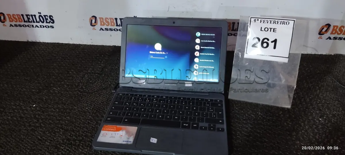 LOTE 261 - 01 NOTEBOOK 16GB MEMÓRIA 2GB LINHA CONNECT MARCA SAMSUNG SEM FONTE. (NO ESTADO) ATENÇÃO! TELA DE 11.6’’ FAZER A VISITAÇÃO ANTES DE ARREMATAR, NÃO SABEMOS SE FUNCIONA, LEILÃO NÃO TEM GARANTIA E NEM DEVOLUÇÃO, SUJEITO A POSSÍVEIS AVARIAS VISÍVEIS/OCULTAS E/OU AUSÊNCIA DE COMPONENTES.