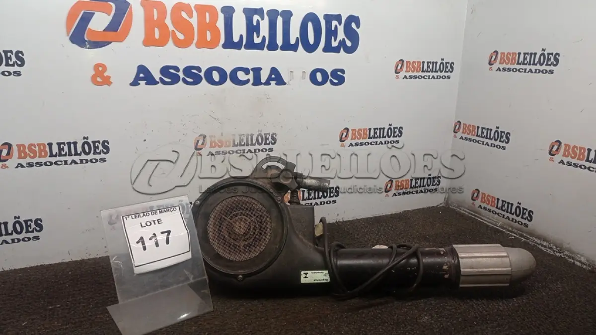 LOTE 117 - 01 SECADOR PROFISSIONAL PARA PETSHOP MODELO ELITE 8000 220V. (NO ESTADO) ATENÇÃO! FAZER A VISITAÇÃO ANTES DE ARREMATAR, NÃO SABEMOS SE FUNCIONA, LEILÃO NÃO TEM GARANTIA E NEM DEVOLUÇÃO, SUJEITO A POSSÍVEIS AVARIAS VISÍVEIS/OCULTAS E/OU AUSÊNCIA DE COMPONENTES.