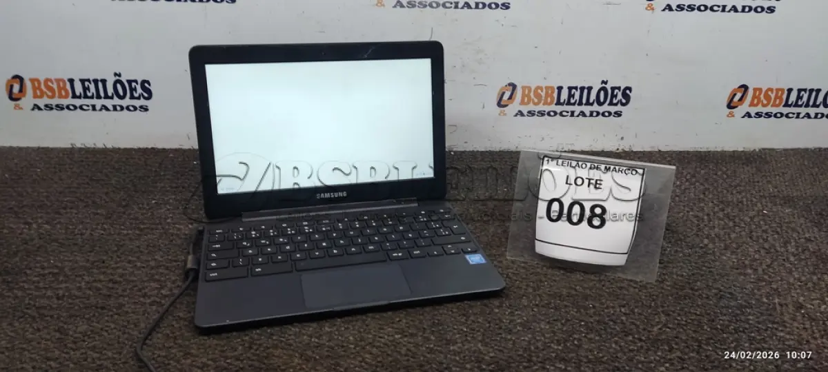 LOTE 008 - 01 NOTEBOOK 16GB MEMORIA 2GB LINHA CONNECT MARCA SAMSUNG SEM FONTE. (NO ESTADO) ATENÇÃO! FAZER A VISITAÇÃO ANTES DE ARREMATAR, NÃO SABEMOS SE FUNCIONA, LEILÃO NÃO TEM GARANTIA E NEM DEVOLUÇÃO, SUJEITO A POSSÍVEIS AVARIAS VISÍVEIS/OCULTAS E/OU AUSÊNCIA DE COMPONENTES.