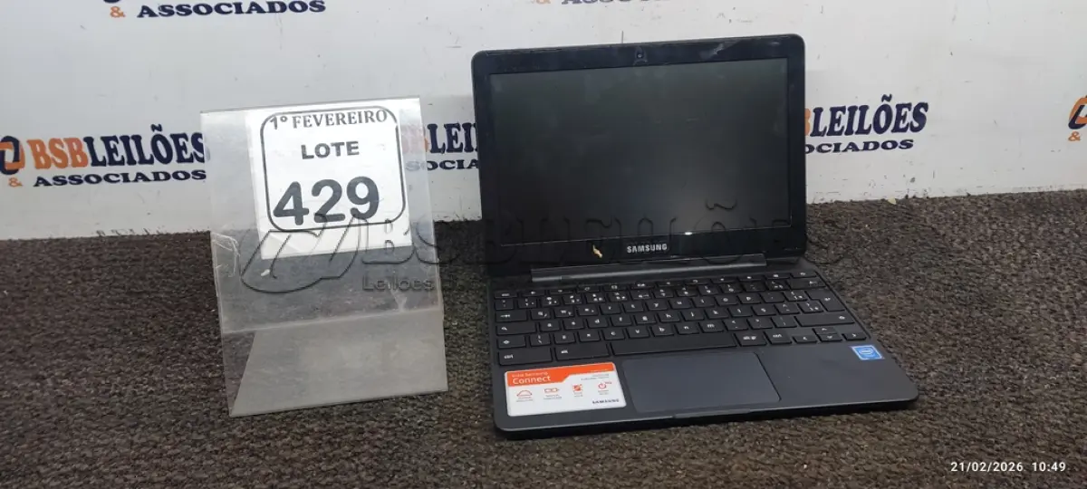 LOTE 429 - 01 NOTEBOOK 16GB MEMÓRIA 2GB LINHA CONNECT MARCA SAMSUNG SEM FONTE. (NO ESTADO) ATENÇÃO! FAZER A VISITAÇÃO ANTES DE ARREMATAR, NÃO SABEMOS SE FUNCIONA, LEILÃO NÃO TEM GARANTIA E NEM DEVOLUÇÃO, SUJEITO A POSSÍVEIS AVARIAS VISÍVEIS/OCULTAS E/OU AUSÊNCIA DE COMPONENTES.