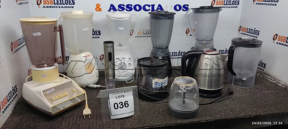 LOTE 036 - 01 CHALEIRA ELÉTRICA 220V, 01 BASE DE LIQUIDIFICADOR INDUSTRIAL, 01 TRITURADOR DE ALIMENTOS E 05 LIQUIDIFICADORES DE MARCAS E MODELOS DIVERSOS. (NO ESTADO) ATENÇÃO! FAZER A VISITAÇÃO ANTES DE ARREMATAR, NÃO SABEMOS SE FUNCIONA, LEILÃO NÃO TEM GARANTIA E NEM DEVOLUÇÃO, SUJEITO A POSSÍVEIS AVARIAS VISÍVEIS/OCULTAS E/OU AUSÊNCIA DE COMPONENTES.