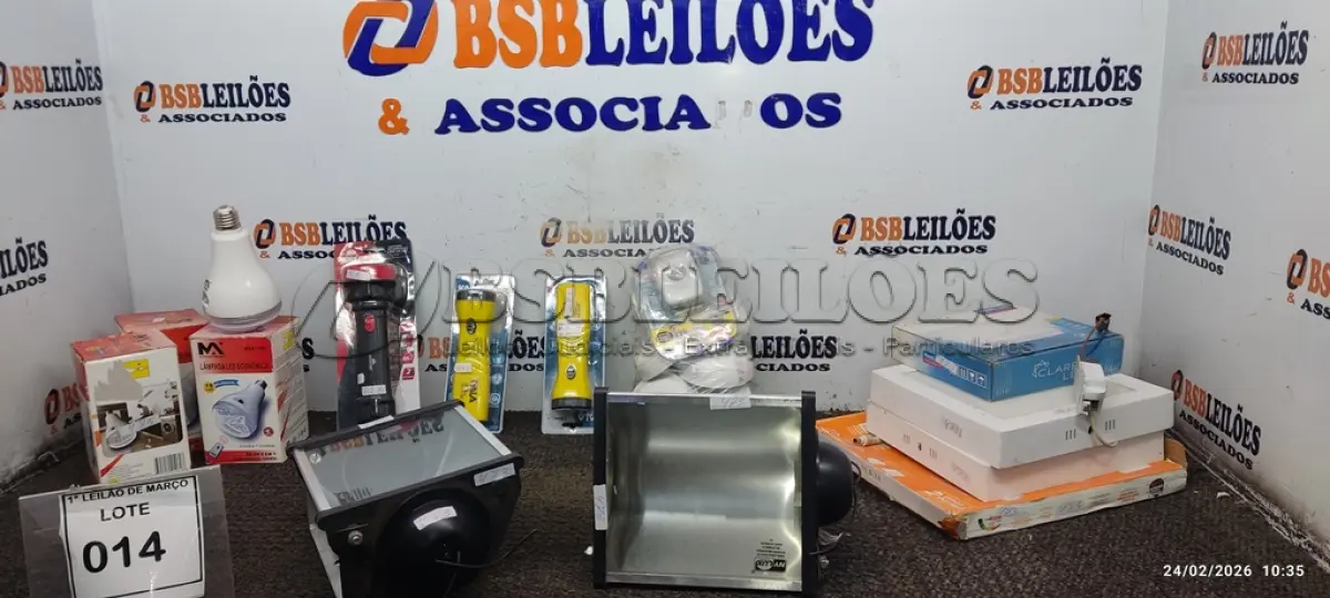 LOTE 014 - 03 LANTERNAS, 03 LÂMPADAS, 02 LUMINÁRIAS, 04 LUMINÁRIAS LED E VÁRIOS DETECTORES DE PRESENÇA MARCAS E MODELOS DIVERSOS. (NO ESTADO) ATENÇÃO! FAZER A VISITAÇÃO ANTES DE ARREMATAR, NÃO SABEMOS SE FUNCIONA, LEILÃO NÃO TEM GARANTIA E NEM DEVOLUÇÃO, SUJEITO A POSSÍVEIS AVARIAS VISÍVEIS/OCULTAS E/OU AUSÊNCIA DE COMPONENTES.