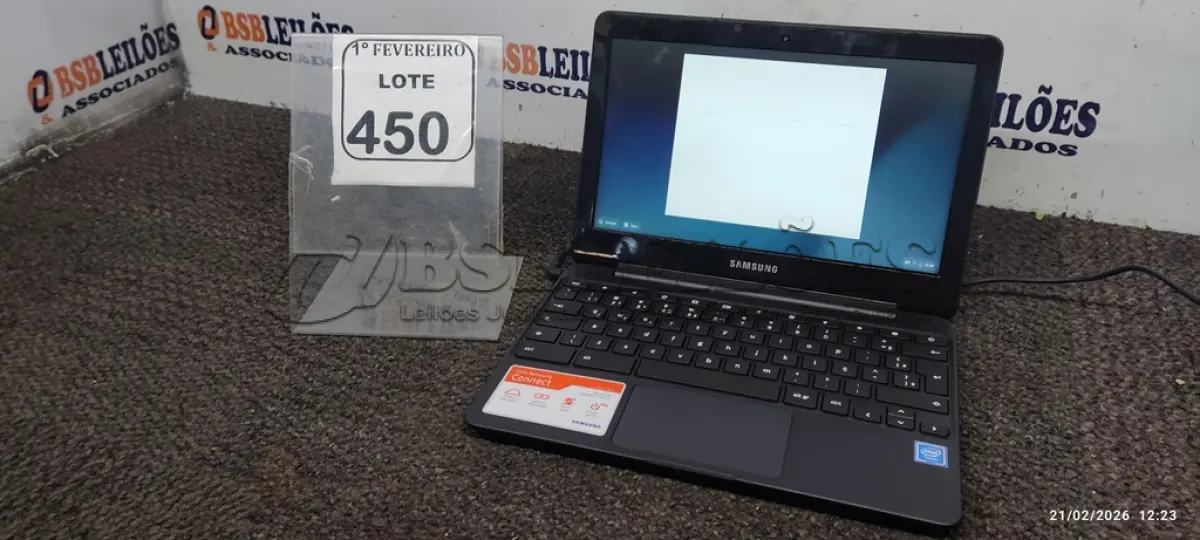 LOTE 450 - 01 NOTEBOOK 16GB MEMÓRIA 2GB LINHA CONNECT MARCA SAMSUNG SEM FONTE. (NO ESTADO) ATENÇÃO! FAZER A VISITAÇÃO ANTES DE ARREMATAR, NÃO SABEMOS SE FUNCIONA, LEILÃO NÃO TEM GARANTIA E NEM DEVOLUÇÃO, SUJEITO A POSSÍVEIS AVARIAS VISÍVEIS/OCULTAS E/OU AUSÊNCIA DE COMPONENTES.