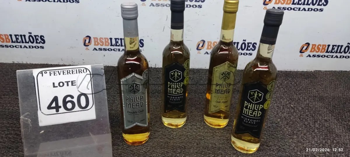 LOTE 460 - 04 GARRAFAS DE HIDROMEL 500ML SABORES DIVERSOS MARCA PHILIP MEAD. (NO ESTADO) ATENÇÃO! FAZER A VISITAÇÃO ANTES DE ARREMATAR, NÃO SABEMOS SE FUNCIONA, LEILÃO NÃO TEM GARANTIA E NEM DEVOLUÇÃO, SUJEITO A POSSÍVEIS AVARIAS VISÍVEIS/OCULTAS E/OU AUSÊNCIA DE COMPONENTES.