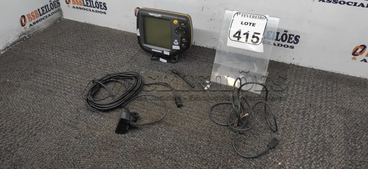 LOTE 415 - 01 SONAR PARA PESCA MARCA HUMMINBIRD. (NO ESTADO) ATENÇÃO! FAZER A VISITAÇÃO ANTES DE ARREMATAR, NÃO SABEMOS SE FUNCIONA, LEILÃO NÃO TEM GARANTIA E NEM DEVOLUÇÃO, SUJEITO A POSSÍVEIS AVARIAS VISÍVEIS/OCULTAS E/OU AUSÊNCIA DE COMPONENTES.