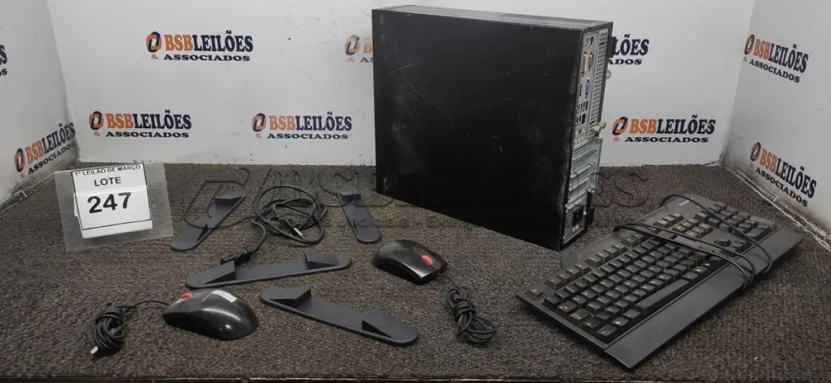 LOTE 247 - 01 CPU INFORWAY 4GB HD 500, 01 MOUSE, 01 TECLADO, 01BASE DE CPU, 01 CABO DE FORÇA. (NO ESTADO) ATENÇÃO! FAZER A VISITAÇÃO ANTES DE ARREMATAR, NÃO SABEMOS SE FUNCIONA. LEILÃO NÃO TEM GARANTIA E NEM DEVOLUÇÃO, SUJEITO A POSSÍVEIS AVARIAS VISÍVEIS/OCULTAS E/OU AUSÊNCIA DE COMPONENTES.