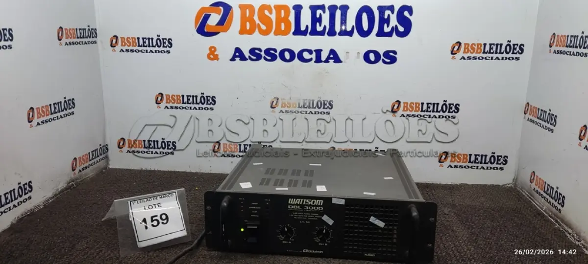 LOTE 159 - 01 AMPLIFICADOR DE SOM MODELO DBL 3000 MARCA  CICLOTRON . (NO ESTADO) ATENÇÃO! FAZER A VISITAÇÃO ANTES DE ARREMATAR, NÃO SABEMOS SE FUNCIONA, LEILÃO NÃO TEM GARANTIA E NEM DEVOLUÇÃO, SUJEITO A POSSÍVEIS AVARIAS VISÍVEIS/OCULTAS E/OU AUSÊNCIA DE COMPONENTES.