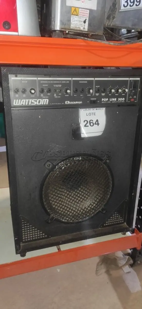LOTE 264 - 01 BALDE DE TINTA ACRÍLICA INTERIOR DE 18L NA COR FOSCO BRANCO MARCA SUVINIL. (NO ESTADO) ATENÇÃO! FAZER A VISITAÇÃO ANTES DE ARREMATAR, NÃO SABEMOS SE FUNCIONA. LEILÃO NÃO TEM GARANTIA E NEM DEVOLUÇÃO, SUJEITO A POSSÍVEIS AVARIAS VISÍVEIS/OCULTAS E/OU AUSÊNCIA DE COMPONENTES.