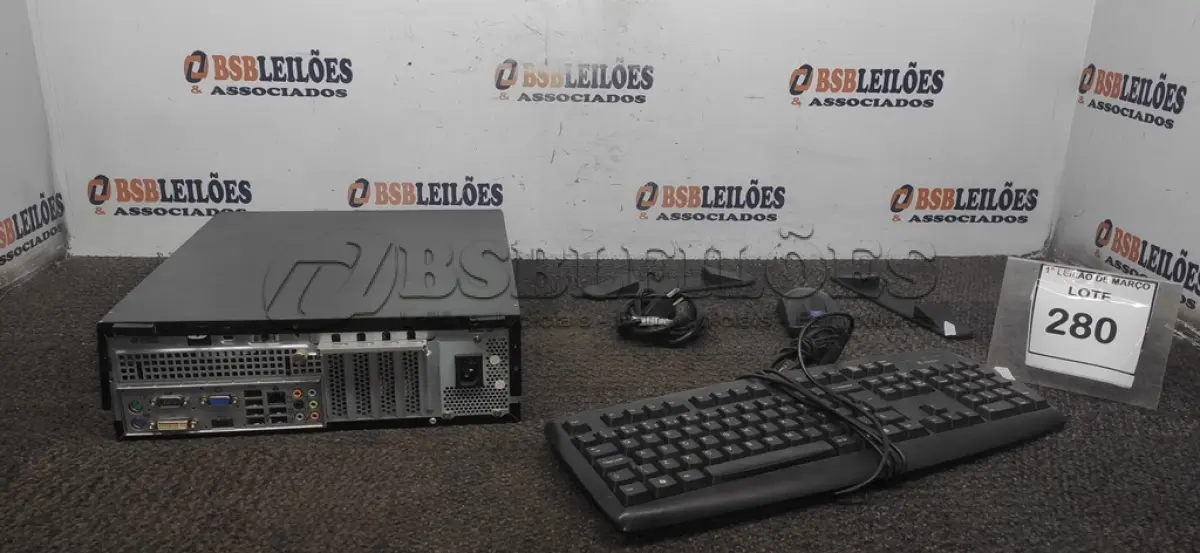 LOTE 280 - 01 CPU INFORWAY 4GB HD 500, 01 MOUSE, 01 TECLADO, 01BASE DE CPU, 01 CABO DE FORÇA. (NO ESTADO) ATENÇÃO! FAZER A VISITAÇÃO ANTES DE ARREMATAR, NÃO SABEMOS SE FUNCIONA. LEILÃO NÃO TEM GARANTIA E NEM DEVOLUÇÃO, SUJEITO A POSSÍVEIS AVARIAS VISÍVEIS/OCULTAS E/OU AUSÊNCIA DE COMPONENTES.
