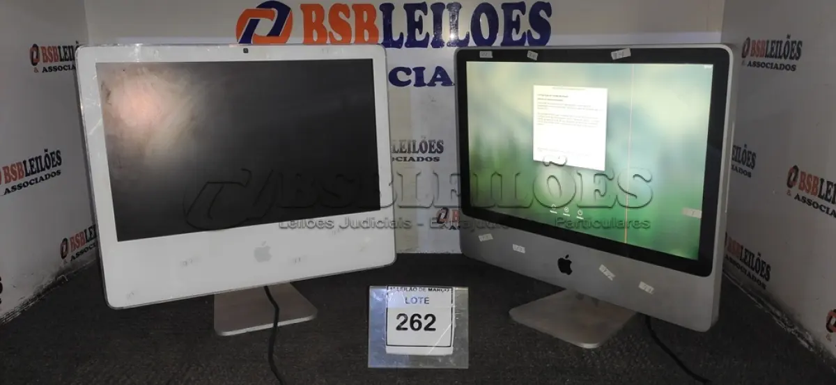 LOTE 262 - 02 IMAC APPLE. (NO ESTADO) ATENÇÃO! FAZER A VISITAÇÃO ANTES DE ARREMATAR, NÃO SABEMOS SE FUNCIONA, LEILÃO NÃO TEM GARANTIA E NEM DEVOLUÇÃO, SUJEITO A POSSÍVEIS AVARIAS VISÍVEIS/OCULTAS E/OU AUSÊNCIA DE COMPONENTES.