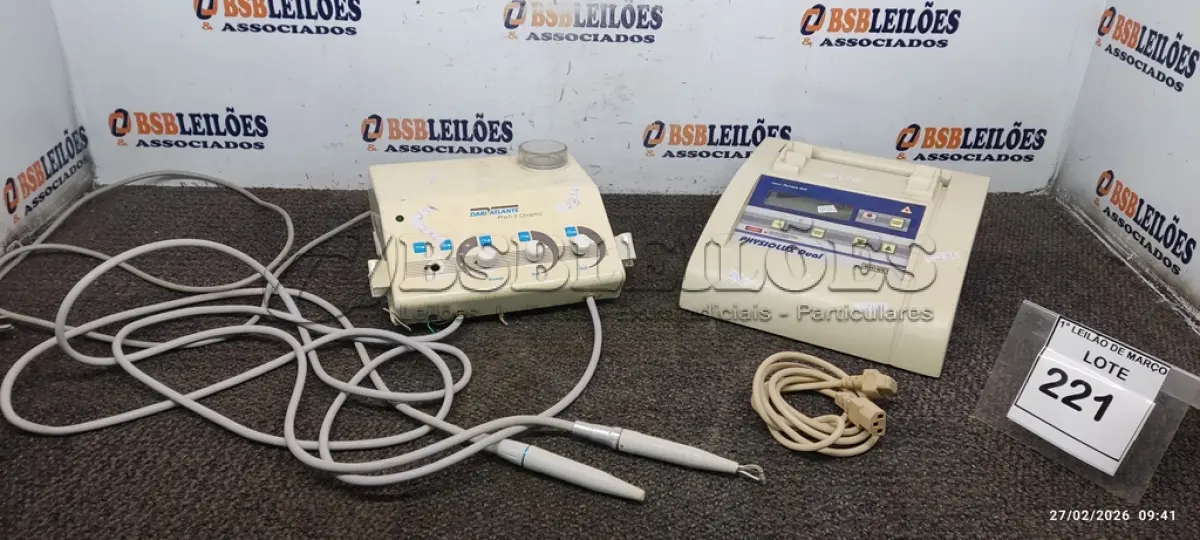 LOTE 221 - 01 EQUIPAMENTO DE ULTRASSOM ODONTOLÓGICO E 01 EQUIPAMENTO DE LASERTERAPIA. (NO ESTADO) ATENÇÃO! FAZER A VISITAÇÃO ANTES DE ARREMATAR, NÃO SABEMOS SE FUNCIONA, LEILÃO NÃO TEM GARANTIA E NEM DEVOLUÇÃO, SUJEITO A POSSÍVEIS AVARIAS VISÍVEIS/OCULTAS E/OU AUSÊNCIA DE COMPONENTES.