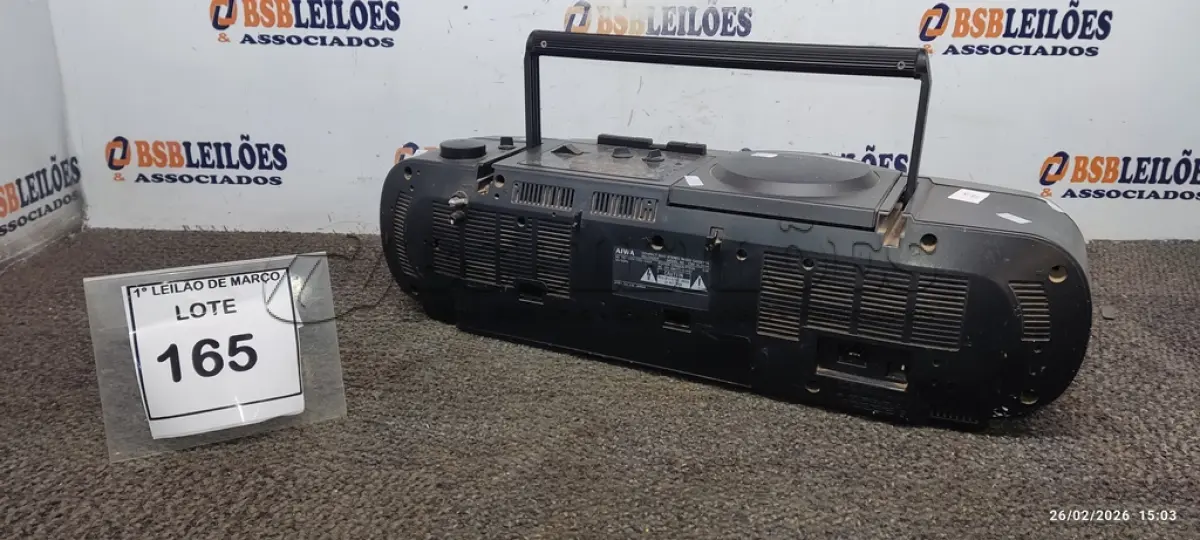 LOTE 165 - 01 MICRO SYSTEM TOCA CD, FITA CASSETE E RÁDIO MARCA AIWA. (NO ESTADO) ATENÇÃO! FAZER A VISITAÇÃO ANTES DE ARREMATAR, NÃO SABEMOS SE FUNCIONA, LEILÃO NÃO TEM GARANTIA E NEM DEVOLUÇÃO, SUJEITO A POSSÍVEIS AVARIAS VISÍVEIS/OCULTAS E/OU AUSÊNCIA DE COMPONENTES.