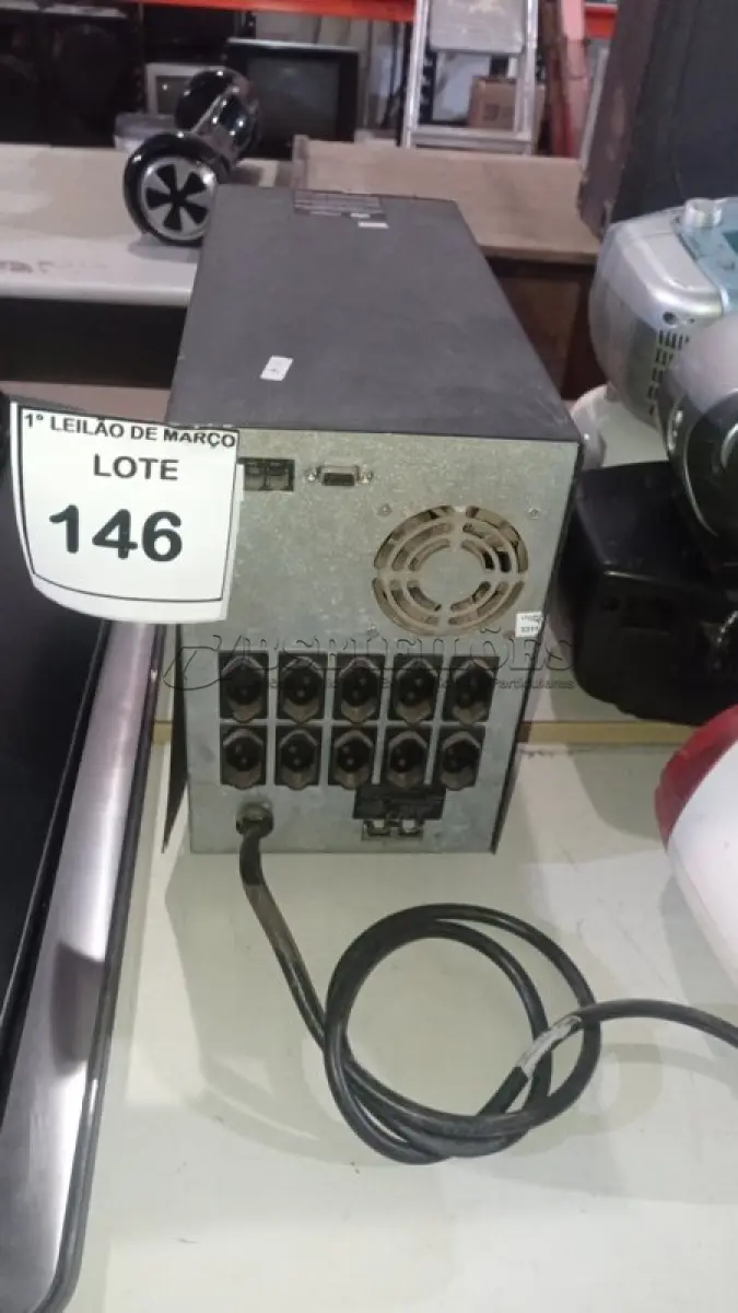 LOTE 146 - 01 NOBREAK DE 3.000VA MARCA SMS. (NO ESTADO) ATENÇÃO! FAZER A VISITAÇÃO ANTES DE ARREMATAR, NÃO SABEMOS SE FUNCIONA, LEILÃO NÃO TEM GARANTIA E NEM DEVOLUÇÃO, SUJEITO A POSSÍVEIS AVARIAS VISÍVEIS/OCULTAS E/OU AUSÊNCIA DE COMPONENTES.