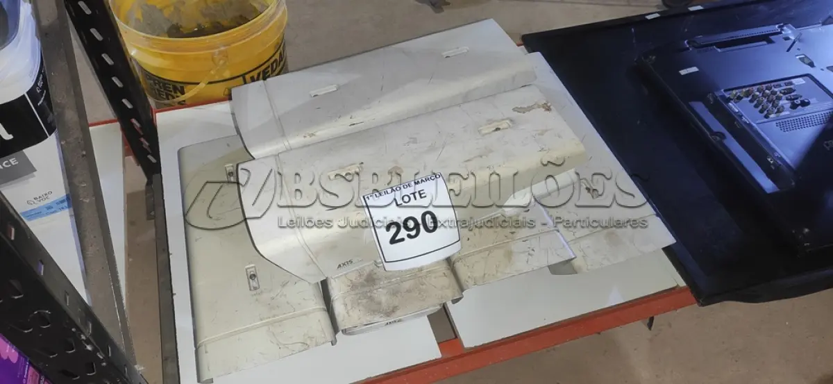 LOTE 290 - 06 CÂMERAS DE MONITORAMENTO MARCA AXIS. (NO ESTADO) ATENÇÃO! FAZER A VISITAÇÃO ANTES DE ARREMATAR, NÃO SABEMOS SE FUNCIONA, LEILÃO NÃO TEM GARANTIA E NEM DEVOLUÇÃO, SUJEITO A POSSÍVEIS AVARIAS VISÍVEIS/OCULTAS E/OU AUSÊNCIA DE COMPONENTES.