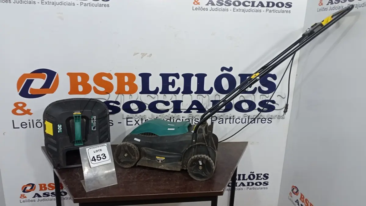 LOTE 453 - 01 MÁQUINA DE CORTAR GRAMA ELÉTRICA MARCA TEKNA 220V. (NO ESTADO) ATENÇÃO! FAZER A VISITAÇÃO ANTES DE ARREMATAR, NÃO SABEMOS SE FUNCIONA, LEILÃO NÃO TEM GARANTIA E NEM DEVOLUÇÃO, SUJEITO A POSSÍVEIS AVARIAS VISÍVEIS/OCULTAS E/OU AUSÊNCIA DE COMPONENTES.