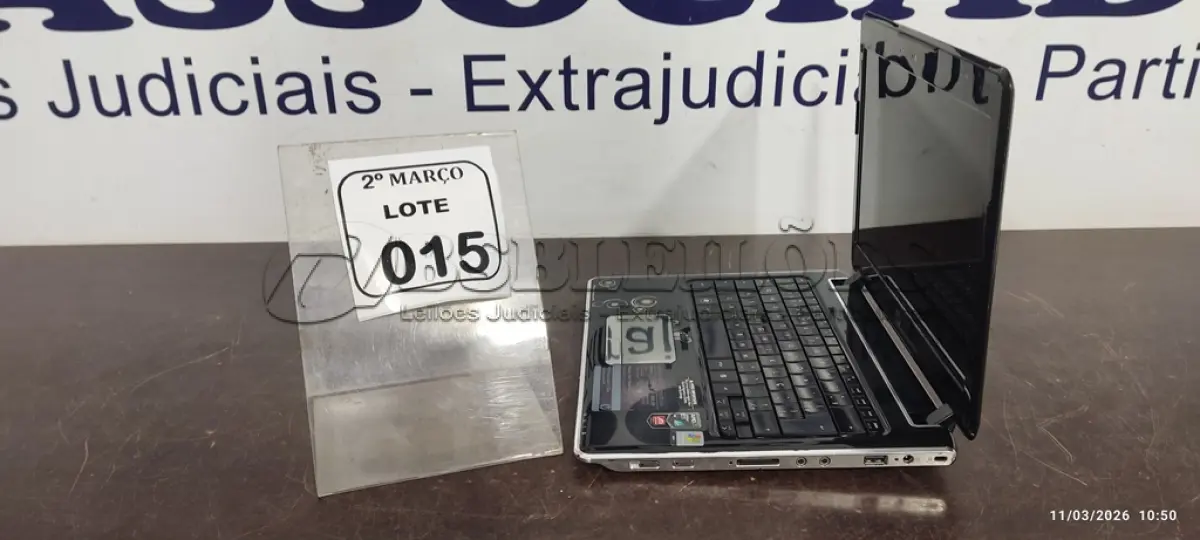 LOTE 015 - 01 NOTEBOOK MARCA HP SEM CARREGADOR. (NO ESTADO) ATENÇÃO! FAZER A VISITAÇÃO ANTES DE ARREMATAR, NÃO SABEMOS SE FUNCIONA, LEILÃO NÃO TEM GARANTIA E NEM DEVOLUÇÃO, SUJEITO A POSSÍVEIS AVARIAS VISÍVEIS/OCULTAS E/OU AUSÊNCIA DE COMPONENTES.