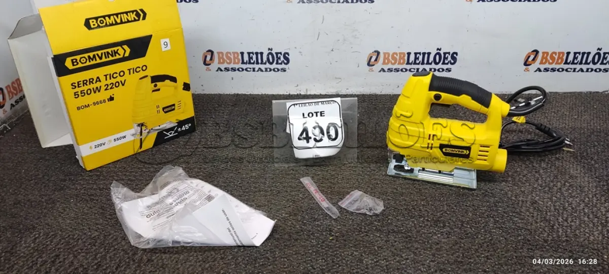 LOTE 490 - 01 SERRA TICO TICO 550W 220V (PRODUTO NOVO). (NO ESTADO) ATENÇÃO! FAZER A VISITAÇÃO ANTES DE ARREMATAR, NÃO SABEMOS SE FUNCIONA, LEILÃO NÃO TEM GARANTIA E NEM DEVOLUÇÃO, SUJEITO A POSSÍVEIS AVARIAS VISÍVEIS/OCULTAS E/OU AUSÊNCIA DE COMPONENTES.