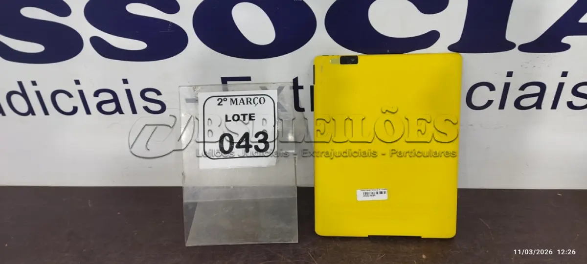 LOTE 043 - 01 TABLET MARCA POSITIVO. (NO ESTADO) ATENÇÃO! FAZER A VISITAÇÃO ANTES DE ARREMATAR, NÃO SABEMOS SE FUNCIONA, LEILÃO NÃO TEM GARANTIA E NEM DEVOLUÇÃO, SUJEITO A POSSÍVEIS AVARIAS VISÍVEIS/OCULTAS E/OU AUSÊNCIA DE COMPONENTES.