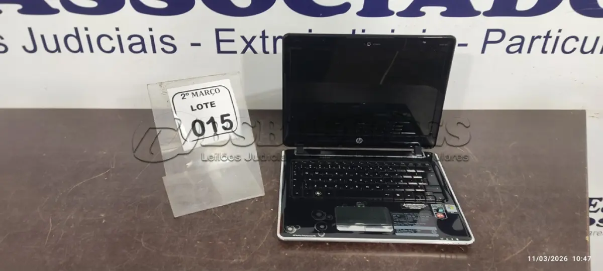 LOTE 015 - 01 NOTEBOOK MARCA HP SEM CARREGADOR. (NO ESTADO) ATENÇÃO! FAZER A VISITAÇÃO ANTES DE ARREMATAR, NÃO SABEMOS SE FUNCIONA, LEILÃO NÃO TEM GARANTIA E NEM DEVOLUÇÃO, SUJEITO A POSSÍVEIS AVARIAS VISÍVEIS/OCULTAS E/OU AUSÊNCIA DE COMPONENTES.