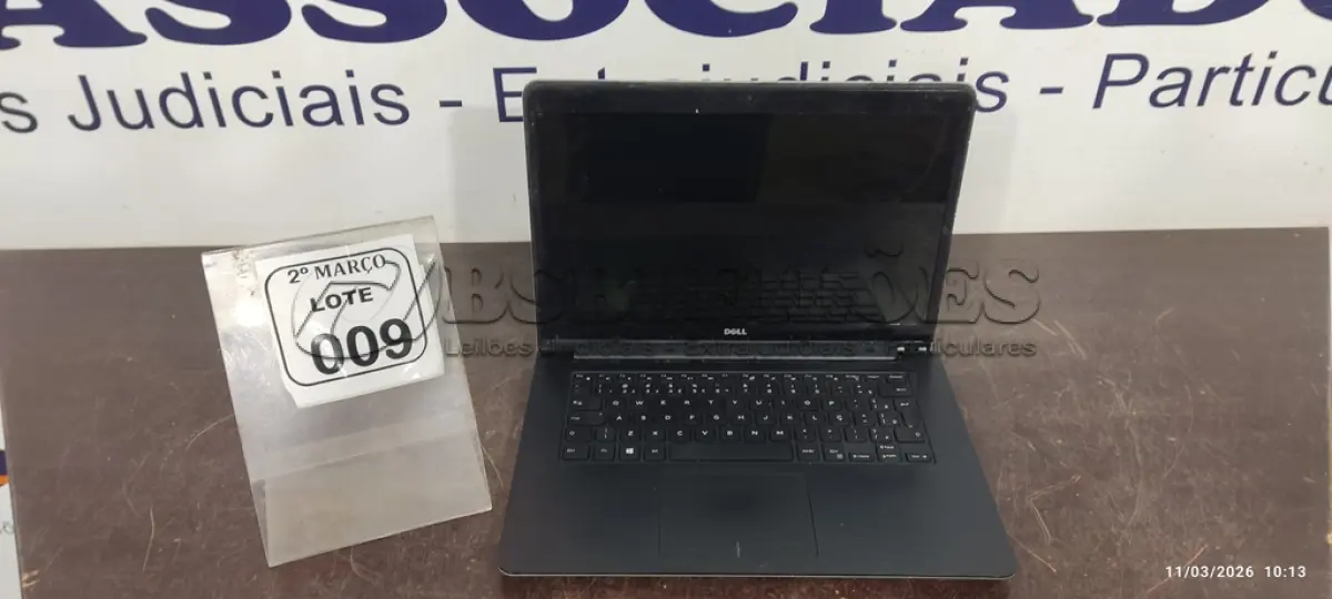 LOTE 009 - 01 NOTEBOOK MARCA DELL SEM CARREGADOR. (NO ESTADO) ATENÇÃO! FAZER A VISITAÇÃO ANTES DE ARREMATAR, NÃO SABEMOS SE FUNCIONA, LEILÃO NÃO TEM GARANTIA E NEM DEVOLUÇÃO, SUJEITO A POSSÍVEIS AVARIAS VISÍVEIS/OCULTAS E/OU AUSÊNCIA DE COMPONENTES.