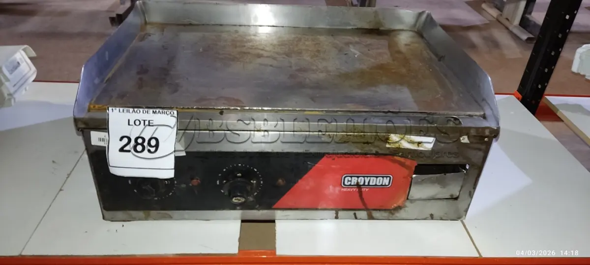 LOTE 289 - 01 CHAPA DE ALIMENTOS 220V MODELO CE06-20669-G MARCA CROYDON. (NO ESTADO) ATENÇÃO! FAZER A VISITAÇÃO ANTES DE ARREMATAR, NÃO SABEMOS SE FUNCIONA, LEILÃO NÃO TEM GARANTIA E NEM DEVOLUÇÃO, SUJEITO A POSSÍVEIS AVARIAS VISÍVEIS/OCULTAS E/OU AUSÊNCIA DE COMPONENTES.
