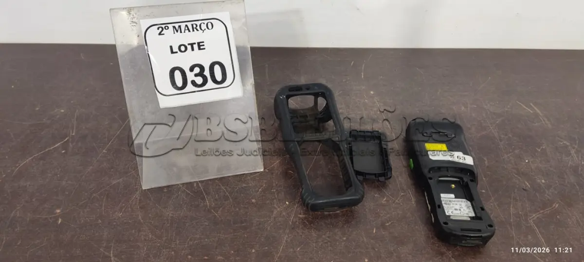 LOTE 030 - 01 COLETORA DE DADOS PORTÁTIL MODELO DOLPHIN 6500 MARCA HONEYWELL. (NO ESTADO) ATENÇÃO! FAZER A VISITAÇÃO ANTES DE ARREMATAR, NÃO SABEMOS SE FUNCIONA, LEILÃO NÃO TEM GARANTIA E NEM DEVOLUÇÃO, SUJEITO A POSSÍVEIS AVARIAS VISÍVEIS/OCULTAS E/OU AUSÊNCIA DE COMPONENTES.