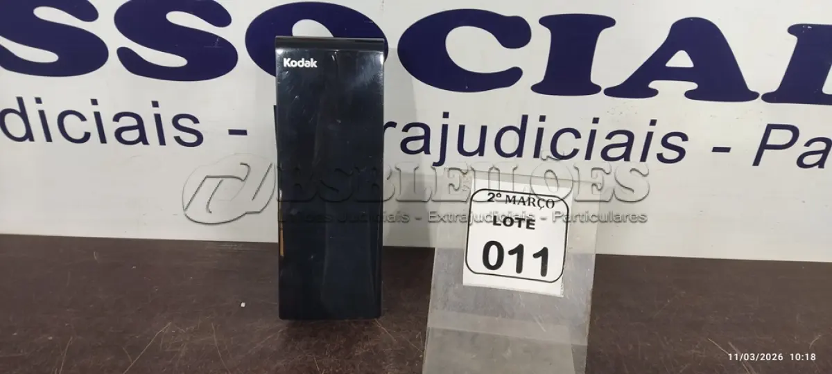 LOTE 011 - 01 SCANNER MODELO I940 MARCA KODAK SEM FONTE. (NO ESTADO) ATENÇÃO! FAZER A VISITAÇÃO ANTES DE ARREMATAR, NÃO SABEMOS SE FUNCIONA, LEILÃO NÃO TEM GARANTIA E NEM DEVOLUÇÃO, SUJEITO A POSSÍVEIS AVARIAS VISÍVEIS/OCULTAS E/OU AUSÊNCIA DE COMPONENTES.
