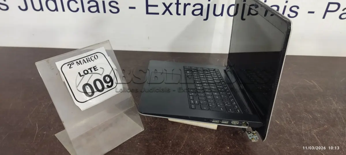 LOTE 009 - 01 NOTEBOOK MARCA DELL SEM CARREGADOR. (NO ESTADO) ATENÇÃO! FAZER A VISITAÇÃO ANTES DE ARREMATAR, NÃO SABEMOS SE FUNCIONA, LEILÃO NÃO TEM GARANTIA E NEM DEVOLUÇÃO, SUJEITO A POSSÍVEIS AVARIAS VISÍVEIS/OCULTAS E/OU AUSÊNCIA DE COMPONENTES.