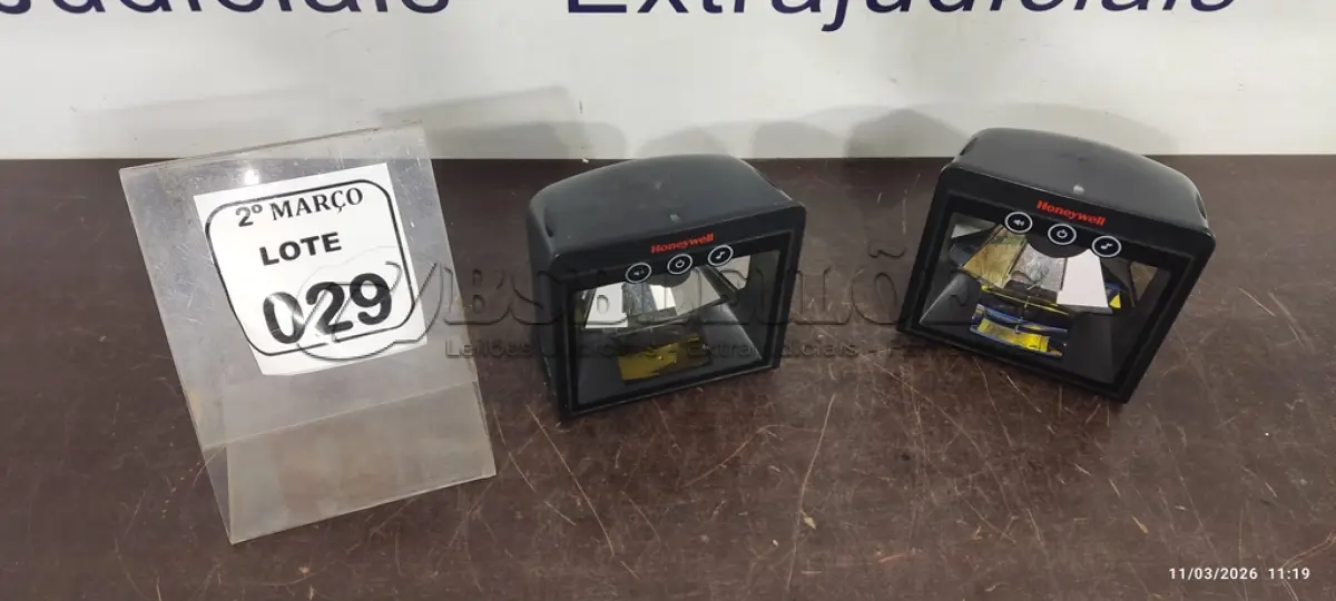 LOTE 029 - 02 LEITORAS DE CÓDIGO DE BARRAS MARCAS HONEYWELL SEM FONTE. (NO ESTADO) ATENÇÃO! FAZER A VISITAÇÃO ANTES DE ARREMATAR, NÃO SABEMOS SE FUNCIONA, LEILÃO NÃO TEM GARANTIA E NEM DEVOLUÇÃO, SUJEITO A POSSÍVEIS AVARIAS VISÍVEIS/OCULTAS E/OU AUSÊNCIA DE COMPONENTES.