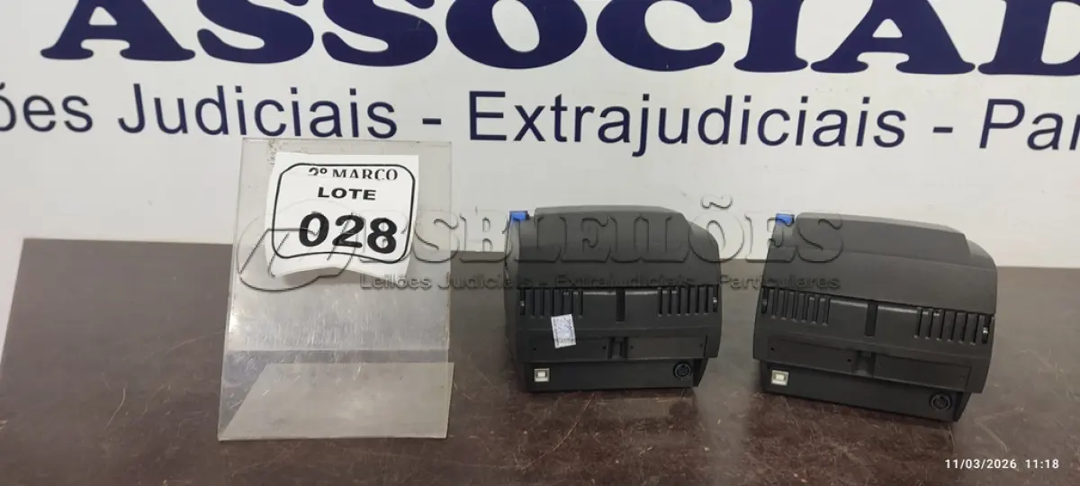 LOTE 028 - 02 IMPRESSORAS DE CUPOM MARCA DIEBOLD SEM FONTE. (NO ESTADO) ATENÇÃO! FAZER A VISITAÇÃO ANTES DE ARREMATAR, NÃO SABEMOS SE FUNCIONA, LEILÃO NÃO TEM GARANTIA E NEM DEVOLUÇÃO, SUJEITO A POSSÍVEIS AVARIAS VISÍVEIS/OCULTAS E/OU AUSÊNCIA DE COMPONENTES.