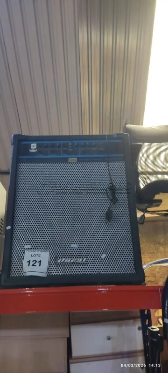 LOTE 121 - 01 CAIXA DE SOM AMPLIFICADORA MARCA ONEAL. (NO ESTADO) ATENÇÃO! FAZER A VISITAÇÃO ANTES DE ARREMATAR, NÃO SABEMOS SE FUNCIONA, LEILÃO NÃO TEM GARANTIA E NEM DEVOLUÇÃO, SUJEITO A POSSÍVEIS AVARIAS VISÍVEIS/OCULTAS E/OU AUSÊNCIA DE COMPONENTES.