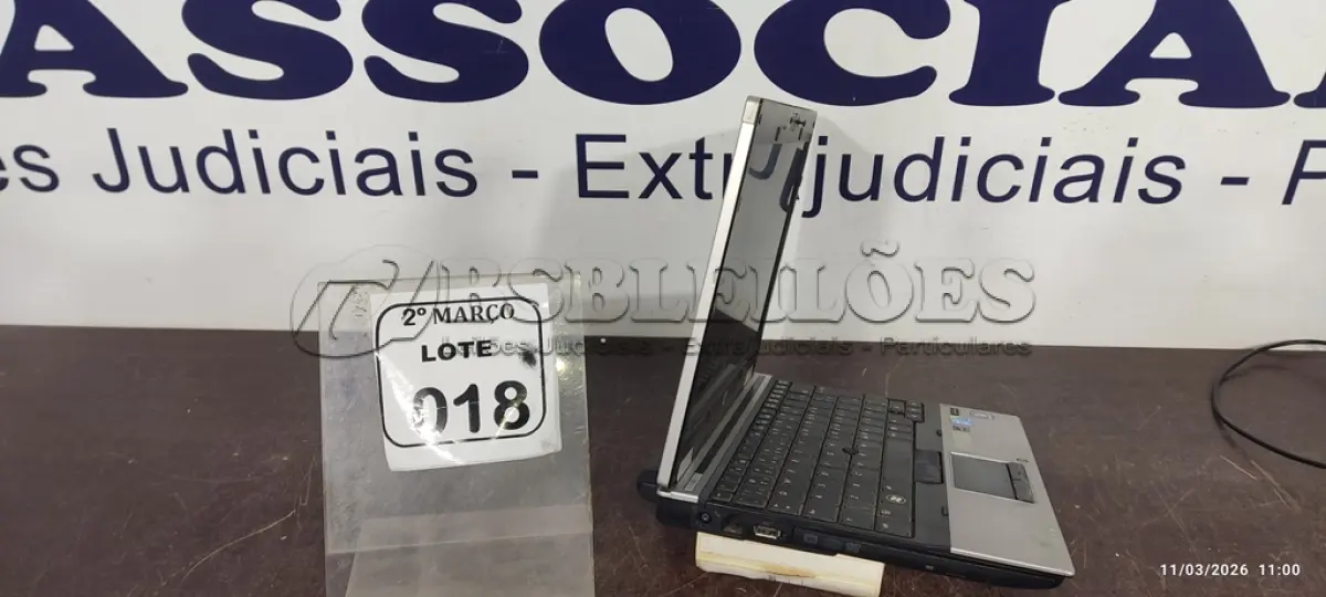 LOTE 018 - 01 NOTEBOOK MARCA HP SEM CARREGADOR. (NO ESTADO) ATENÇÃO! FAZER A VISITAÇÃO ANTES DE ARREMATAR, NÃO SABEMOS SE FUNCIONA, LEILÃO NÃO TEM GARANTIA E NEM DEVOLUÇÃO, SUJEITO A POSSÍVEIS AVARIAS VISÍVEIS/OCULTAS E/OU AUSÊNCIA DE COMPONENTES.