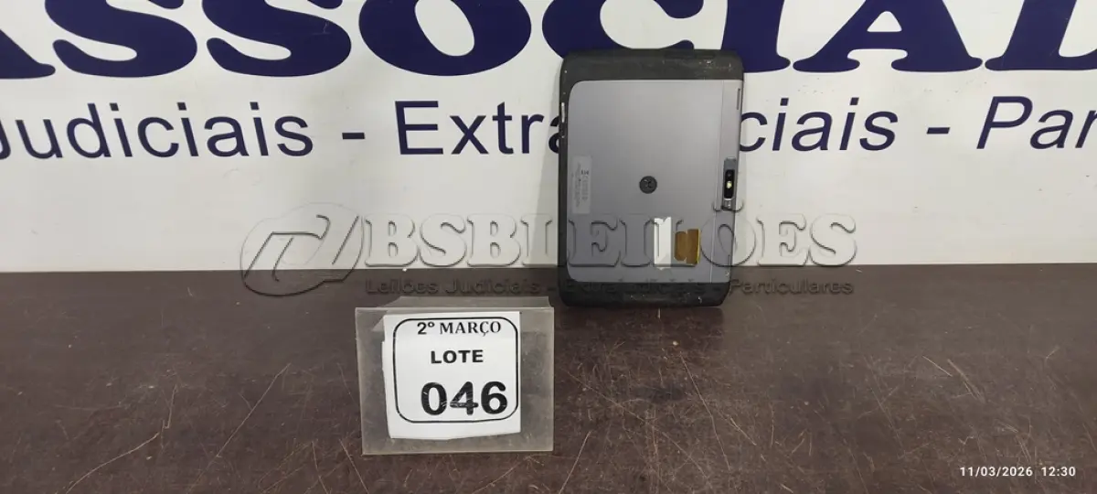 LOTE 046 - 01 TABLET MARCA MOTOROLA. (NO ESTADO) ATENÇÃO! FAZER A VISITAÇÃO ANTES DE ARREMATAR, NÃO SABEMOS SE FUNCIONA, LEILÃO NÃO TEM GARANTIA E NEM DEVOLUÇÃO, SUJEITO A POSSÍVEIS AVARIAS VISÍVEIS/OCULTAS E/OU AUSÊNCIA DE COMPONENTES.