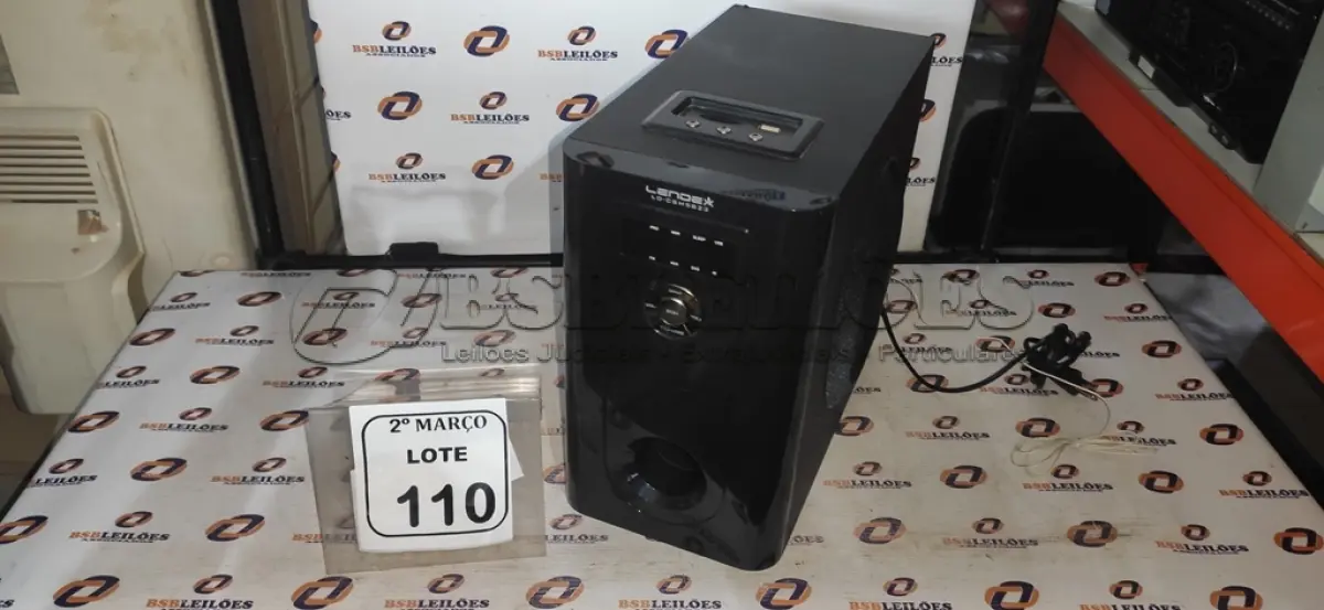 LOTE 110 - 01 SUBWOOFER DE HOME THEATER MODELO LD-CSH5823 MARCA LENDEX. (NO ESTADO) ATENÇÃO! FAZER A VISITAÇÃO ANTES DE ARREMATAR, NÃO SABEMOS SE FUNCIONA, LEILÃO NÃO TEM GARANTIA E NEM DEVOLUÇÃO, SUJEITO A POSSÍVEIS AVARIAS VISÍVEIS/OCULTAS E/OU AUSÊNCIA DE COMPONENTES.