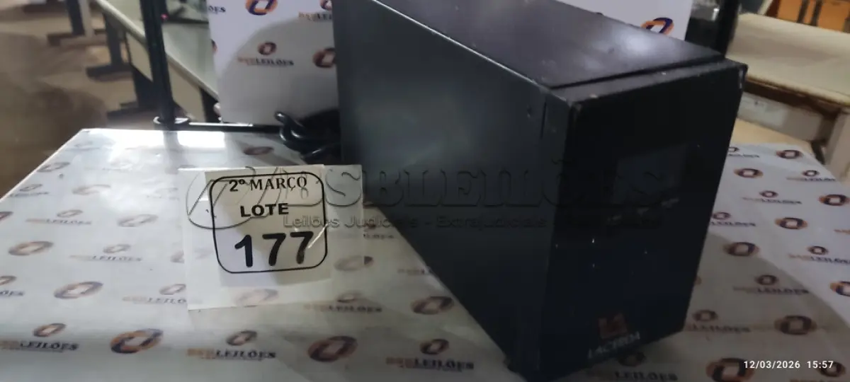 LOTE 177 - 01 NOBREAK MARCA LACERDA. (NO ESTADO) ATENÇÃO! FAZER A VISITAÇÃO ANTES DE ARREMATAR, NÃO SABEMOS SE FUNCIONA, LEILÃO NÃO TEM GARANTIA E NEM DEVOLUÇÃO, SUJEITO A POSSÍVEIS AVARIAS VISÍVEIS/OCULTAS E/OU AUSÊNCIA DE COMPONENTES.