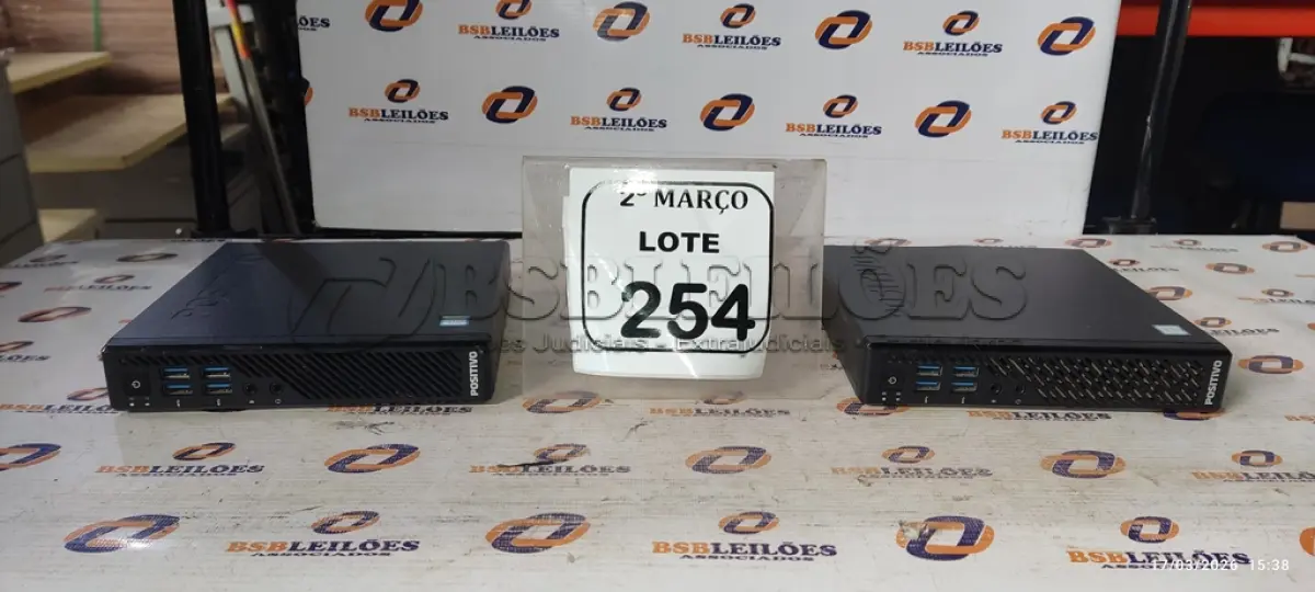 LOTE 254 - 02 MINIS PC MARCA POSITIVO. (NO ESTADO) ATENÇÃO! FAZER A VISITAÇÃO ANTES DE ARREMATAR, NÃO SABEMOS SE FUNCIONA, LEILÃO NÃO TEM GARANTIA E NEM DEVOLUÇÃO, SUJEITO A POSSÍVEIS AVARIAS VISÍVEIS/OCULTAS E/OU AUSÊNCIA DE COMPONENTES.