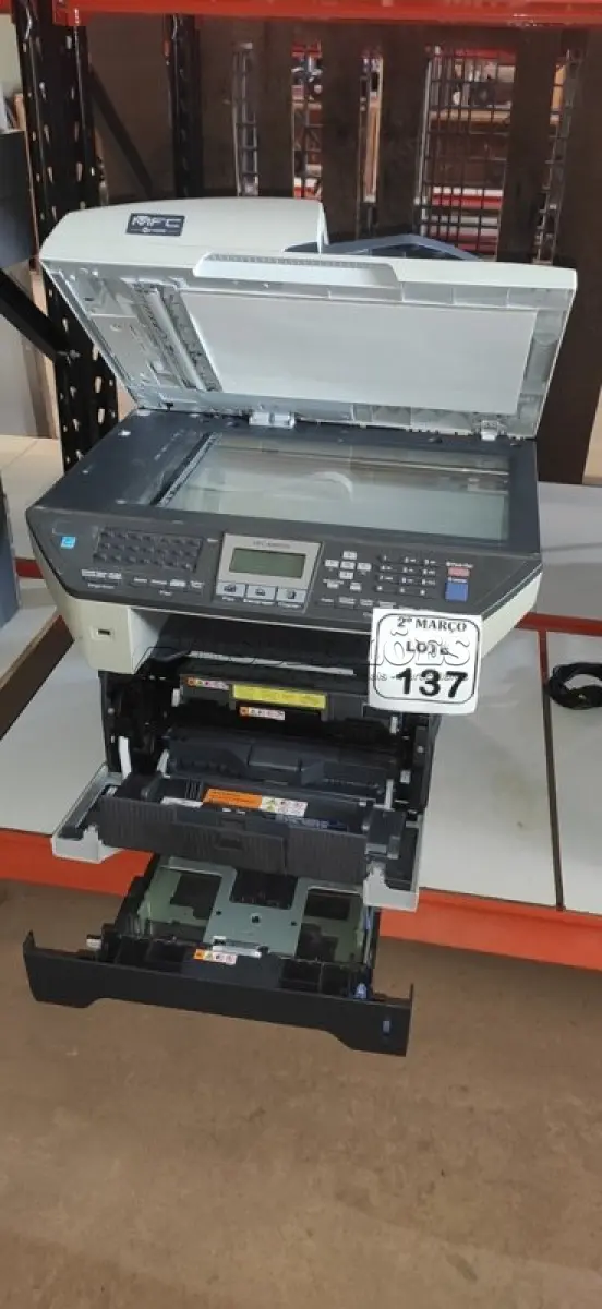 LOTE 137 - 01 IMPRESSORA MULTIFUNCIONAL MODELO MFC-8480DN MARCA BROTHER. (NO ESTADO) ATENÇÃO! FAZER A VISITAÇÃO ANTES DE ARREMATAR, NÃO SABEMOS SE FUNCIONA, LEILÃO NÃO TEM GARANTIA E NEM DEVOLUÇÃO, SUJEITO A POSSÍVEIS AVARIAS VISÍVEIS/OCULTAS E/OU AUSÊNCIA DE COMPONENTES.