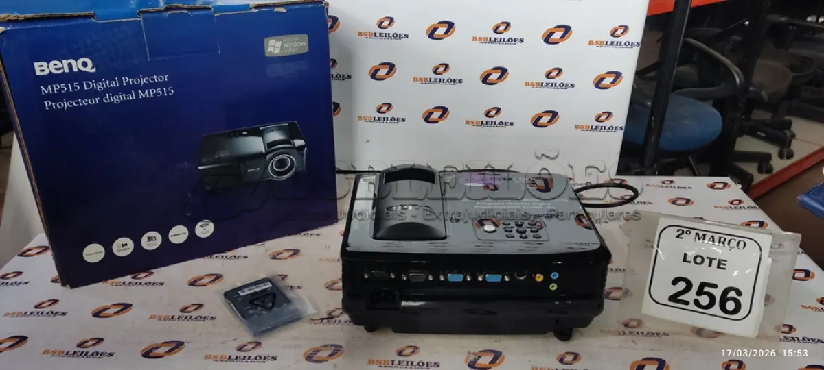 LOTE 256 - 01 PROJETOR MODELO MP515 MARCA BENQ. (NO ESTADO) ATENÇÃO! FAZER A VISITAÇÃO ANTES DE ARREMATAR, NÃO SABEMOS SE FUNCIONA, LEILÃO NÃO TEM GARANTIA E NEM DEVOLUÇÃO, SUJEITO A POSSÍVEIS AVARIAS VISÍVEIS/OCULTAS E/OU AUSÊNCIA DE COMPONENTES.